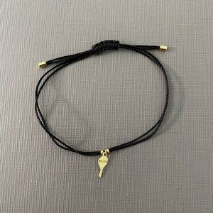 The Giving Key color strand bracelet